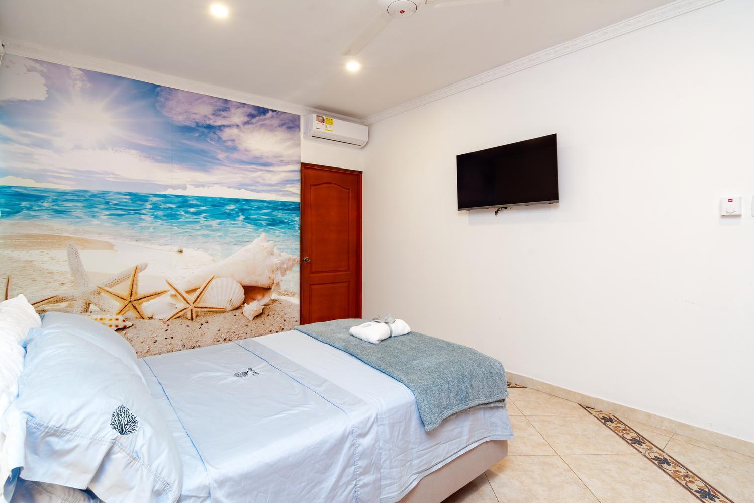 Habitación en casa particular Cerca Al Mar & Aeropuerto By Bb