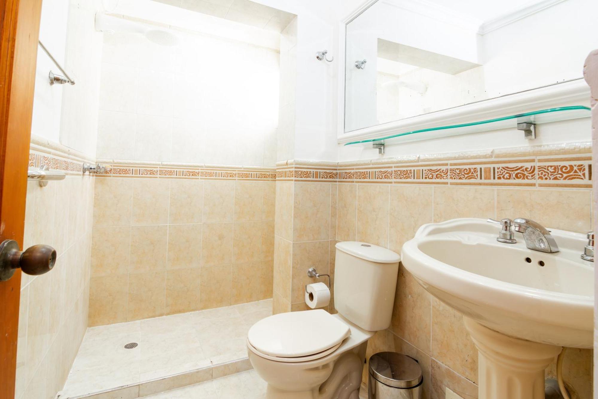 Homestay Cerca Al Mar & Aeropuerto By Bb