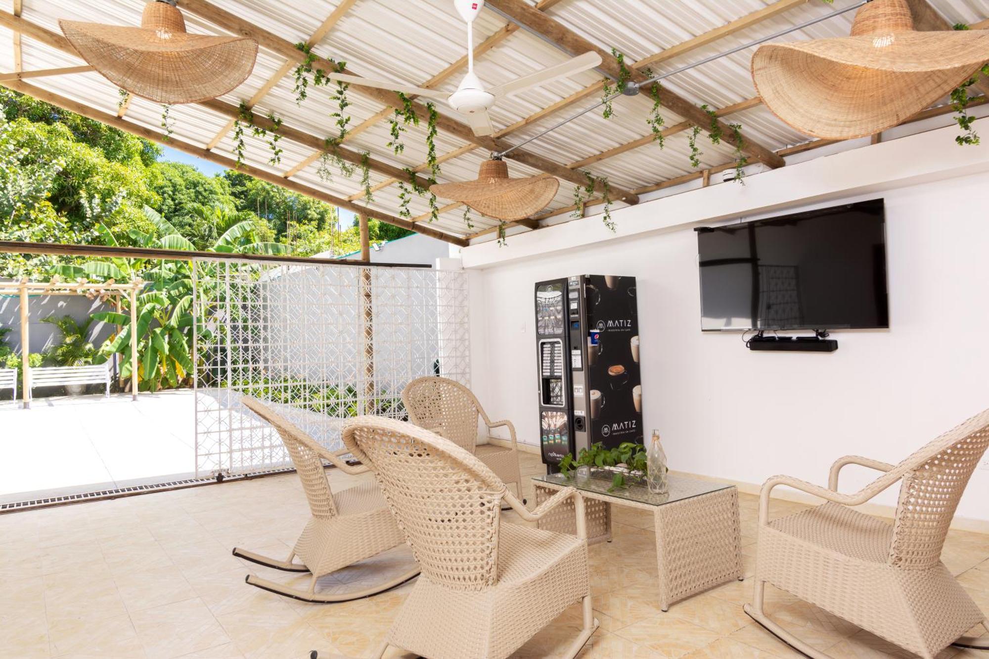Homestay Cerca Al Mar & Aeropuerto By Bb