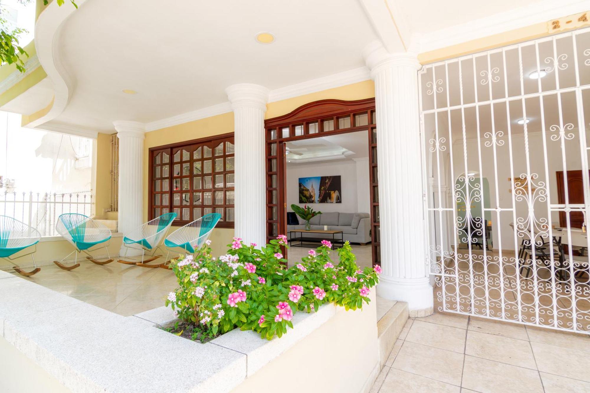 Cerca Al Mar & Aeropuerto By Bb Homestay *